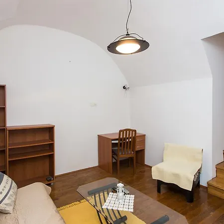 Appartement Pejton *