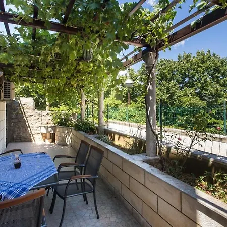 Appartement Pejton *